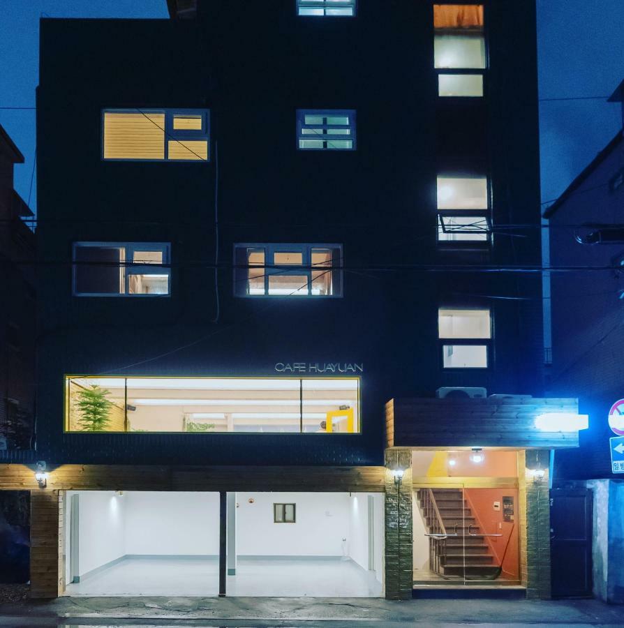 Hotel Huayuanhouse Hq In Hongdae Seul Esterno foto